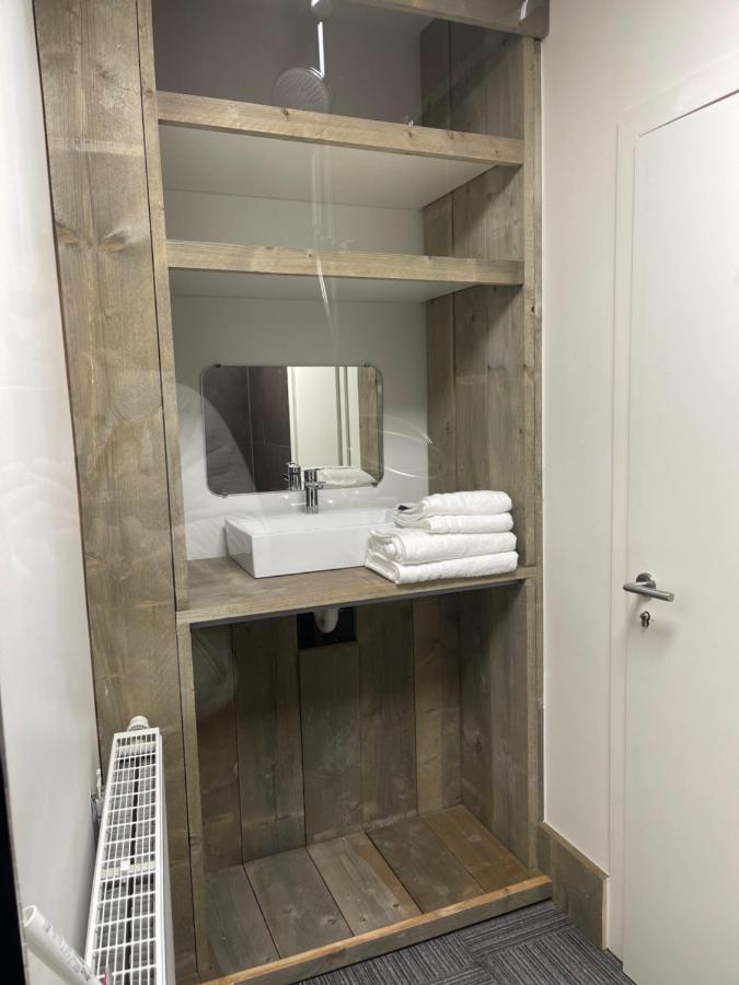 Ruime Luxe Kamer In Centrum Brugge Met Badkamer! المظهر الخارجي الصورة